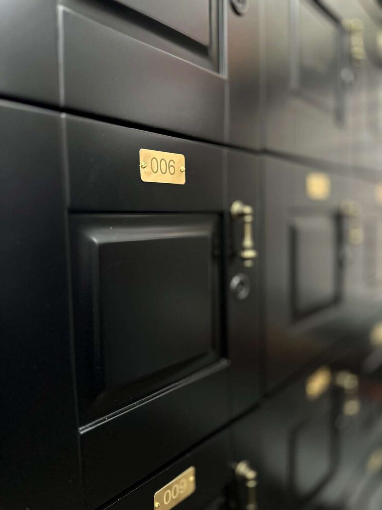 CUSTOMER LOCKERS