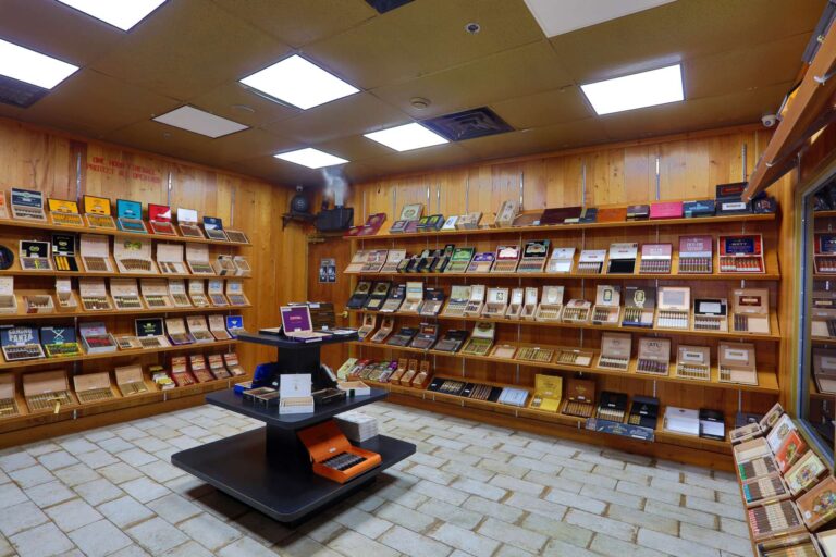 HUMIDOR (2)